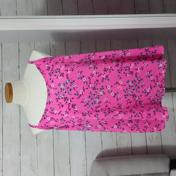 Torrid Womens Floral Pink Top Size 1 (1X) - Picture 2 of 7
